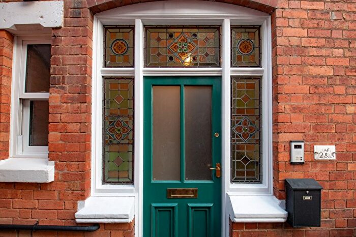 2 Bedroom Flat To Rent In Bath Road, Worcester, Worcestershire, WR5