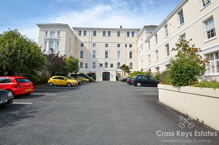 3 Bedroom Flat For Sale In Clarendon House, Stoke, PL2