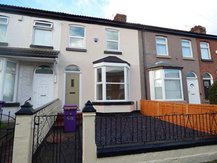 2 Bedroom Terraced House To Rent In Wellington Street, L19
