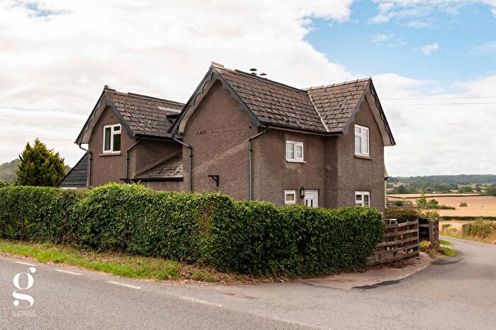 3 Bedroom Detached House To Rent In Bush Bank, Hereford, HR4