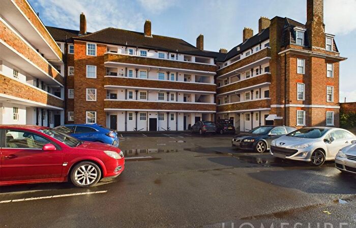 3 Bedroom Flat For Sale In Wavertree Gardens, Liverpool, L15