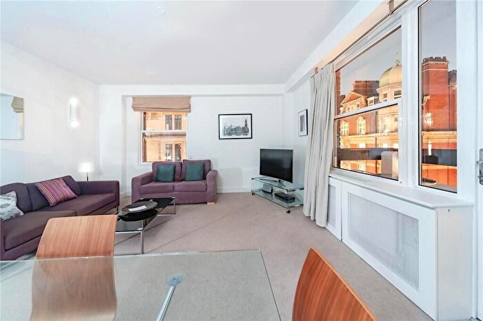 2 Bedroom Flat To Rent In Weymouth Street, London, W1W