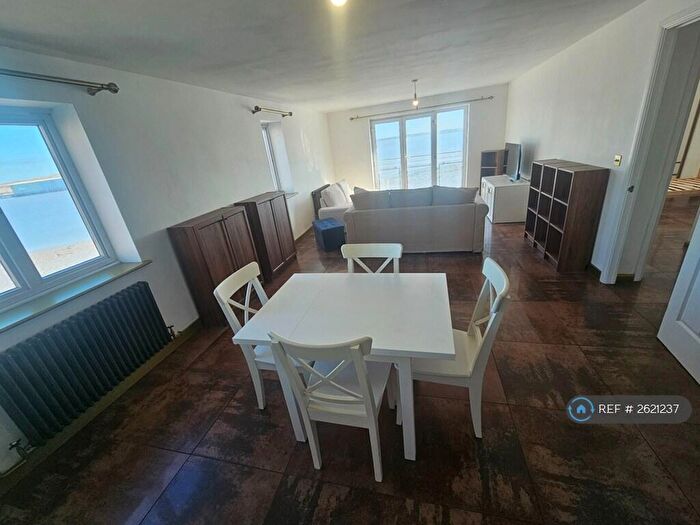 2 Bedroom Flat To Rent In Chichester Wharf, Erith, DA8