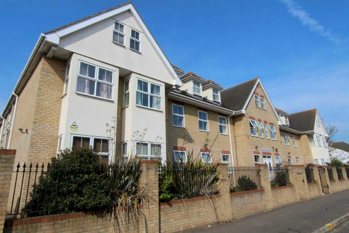 1 Bedroom Flat To Rent In Manilla Road, Southend On Sea, SS1