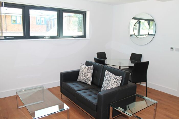 1 Bedroom Flat To Rent In Down Place, The Kingsley, Hammersmith, W6