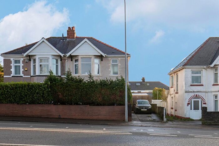 3 Bedroom Semi Detached House For Sale In Newport Road, Rumney, CF3