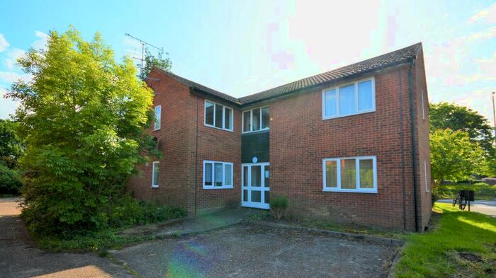 Studio To Rent In Northfield Avenue, Cambridge, CB4