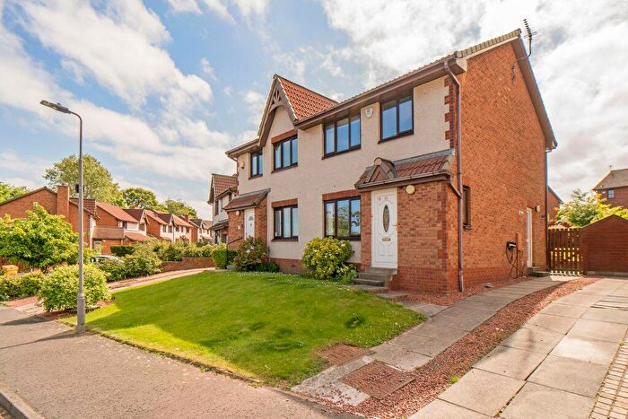 3 Bedroom Semi Detached House For Sale In Guardwell Crescent, Edinburgh, EH17