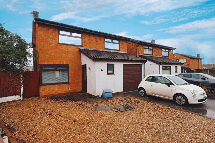 3 Bedroom Detached House For Sale In Ivy Close, Wrexham, LL11