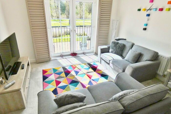 2 Bedroom Ground Flat To Rent In Larch Lane, Cottam, PR4