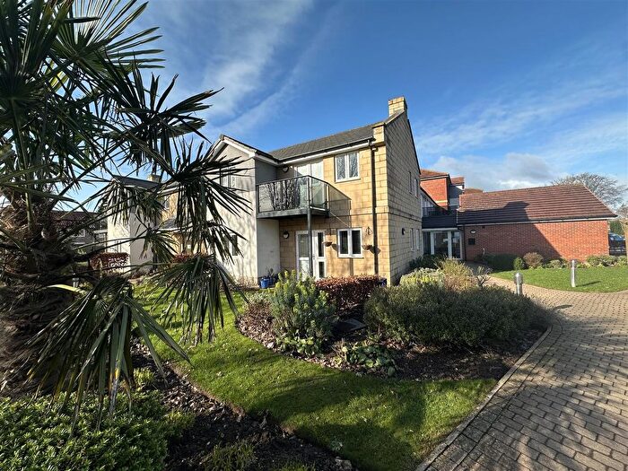 1 Bedroom Flat To Rent In Alder View Court, Scarborough, YO12