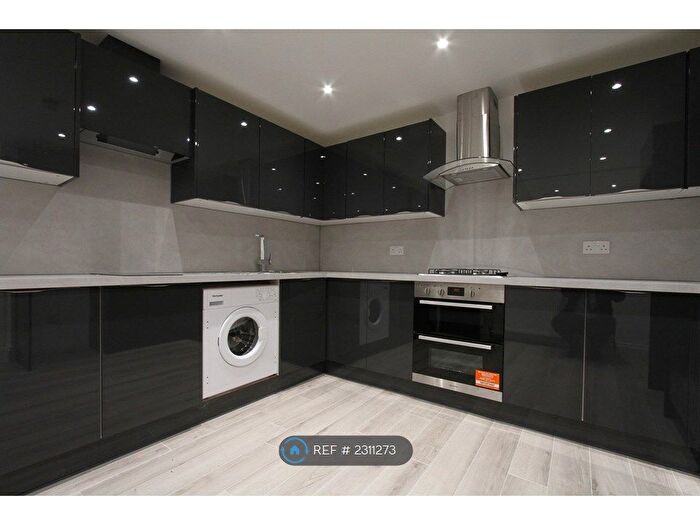 6 Bedroom Terraced House To Rent In Quendon Road, Basildon, SS14