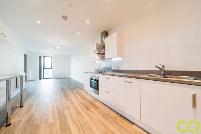 1 Bedroom Flat To Rent In Charlotte House, High Street, Sutton, SM1