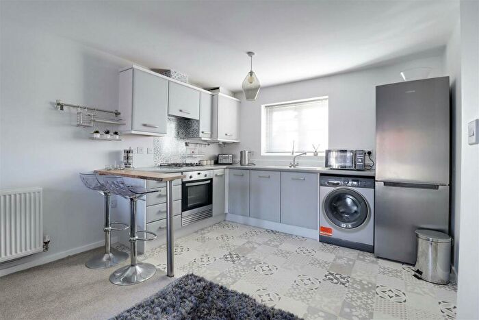 1 Bedroom Apartment For Sale In Husthwaite Road, Brough, HU15