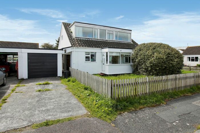 4 Bedroom Bungalow For Sale In Trewithen Parc, St. Newlyn East, Newquay, Cornwall, TR8