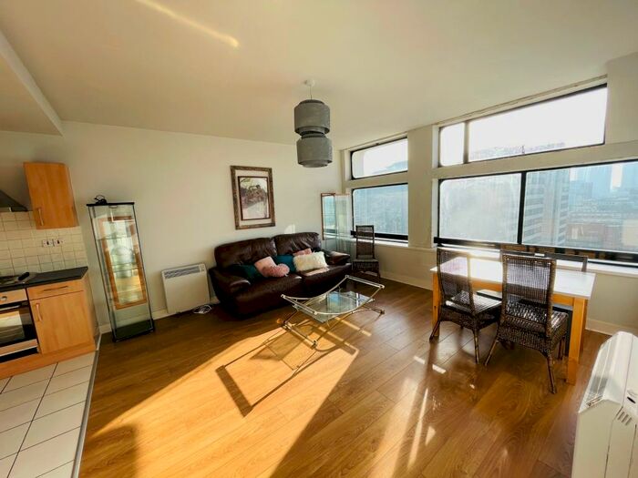 2 Bedroom Apartment To Rent In City Heights, Victoria Bridge Street, Manchester, M3