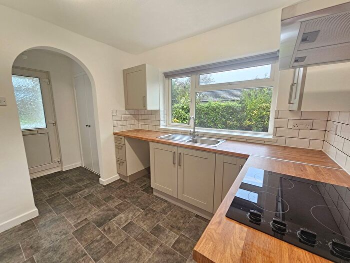 2 Bedroom Bungalow To Rent In Lansdowne Gardens, Romsey, SO51