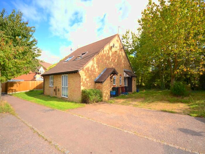 1 Bedroom Detached House To Rent In Bollinger Close, Northampton, NN5