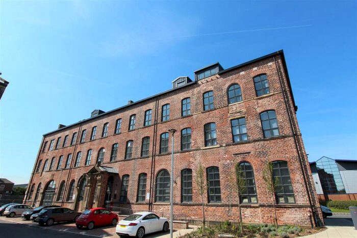2 Bedroom Apartment To Rent In Atkinson Street, Leeds, LS10
