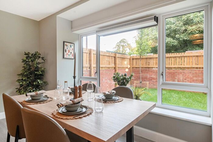 4 Bedroom Town House To Rent In Casa By Moda, Tannery Row Leeds, LS5