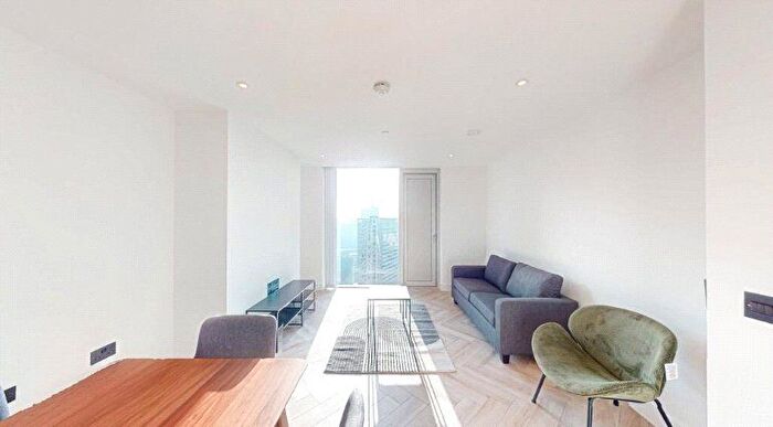 1 Bedroom Flat To Rent In Newington Causeway, London, SE17