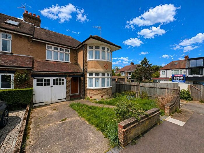 3 Bedroom Semi Detached House For Sale In Stockton Gardens, London, NW7
