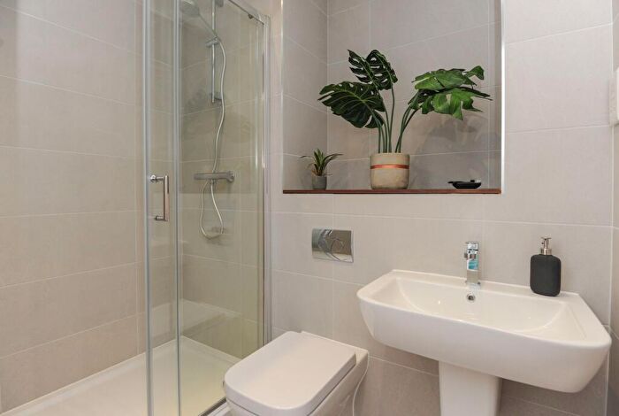 1 Bedroom Apartment For Sale In Apt Cotton Mill, Kelham Island, S3