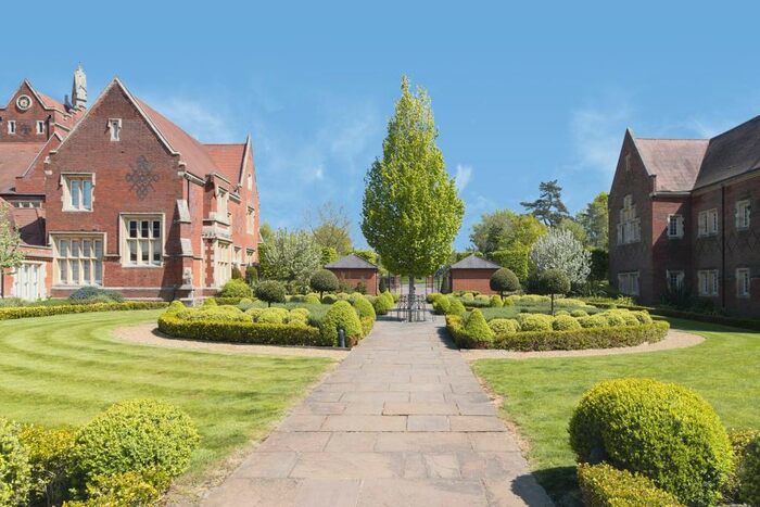 1 Bedroom Apartment To Rent In The Galleries, Warley, Brentwood, CM14