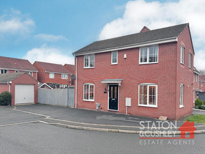 3 Bedroom Detached House For Sale In Palace Gardens, Clipstone Village, NG21