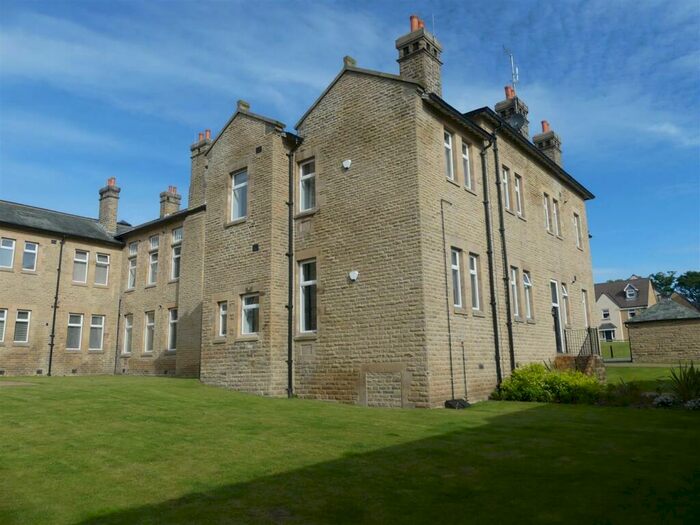2 Bedroom Apartment To Rent In Arkendale Court, Melbeck Close, Menston, LS29