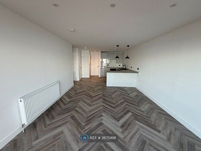 2 Bedroom Flat To Rent In New Street, Musselburgh, EH21