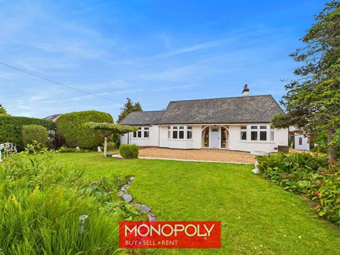 3 Bedroom Bungalow For Sale In Upper Denbigh Road, St. Asaph, LL17