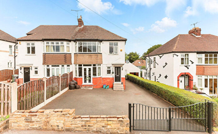 3 Bedroom Semi-Detached House For Sale In Park Lane, Guiseley, LS20