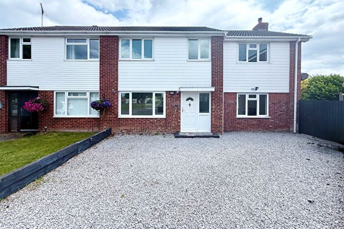 4 Bedroom Semi-Detached House For Sale In Wellington Close, West Row, Bury St. Edmunds, IP28