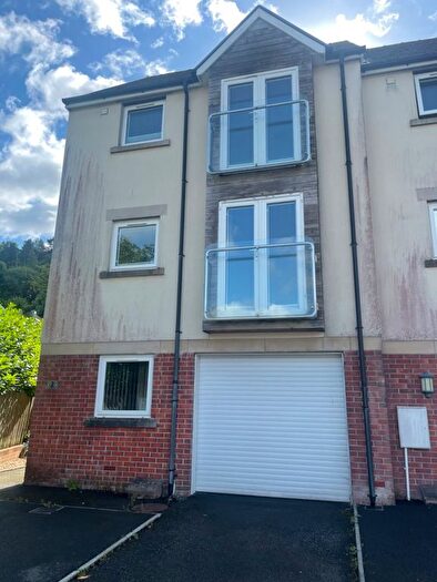 2 Bedroom Town House To Rent In Clos Gwenallt, Pontardawe, Swansea, West Glamorgan, SA8