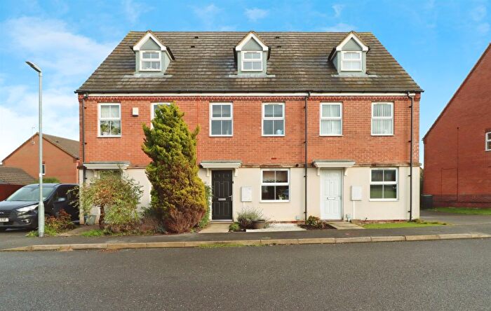 3 Bedroom Property For Sale In Siskin Close, Corby, NN18