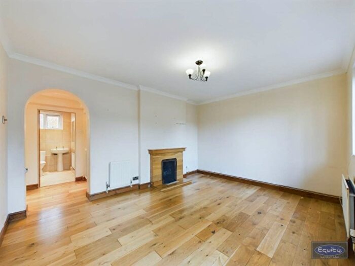 3 Bedroom Flat To Rent In John Newton Court, Welling, DA16