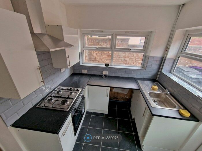 3 Bedroom Terraced House To Rent In Paterson Street, Birkenhead, CH41