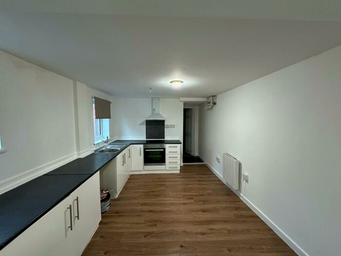Studio To Rent In Mansfield Road, Sutton-In-Ashfield, NG17