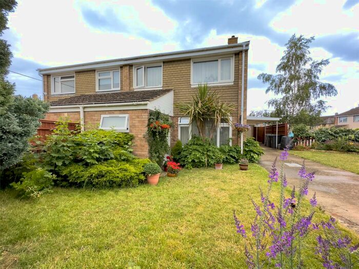 3 Bedroom Semi-Detached House To Rent In Wytham Close, Eynsham, Witney, Oxfordshire, OX29