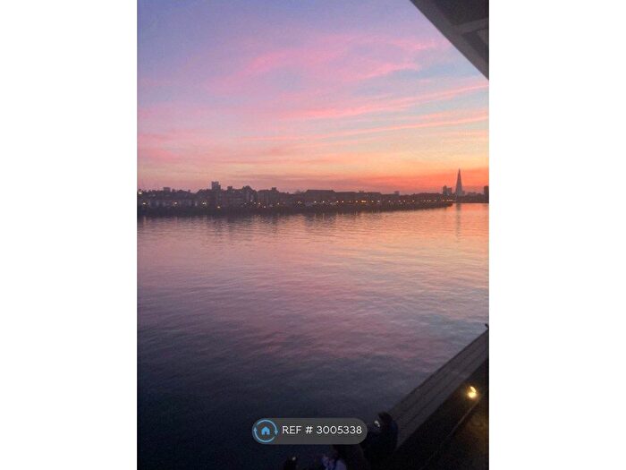 2 Bedroom Flat To Rent In Dunbar Wharf, London, E14