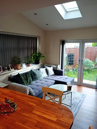 3 Bedroom House To Rent In Somerset Road, Manchester, M30