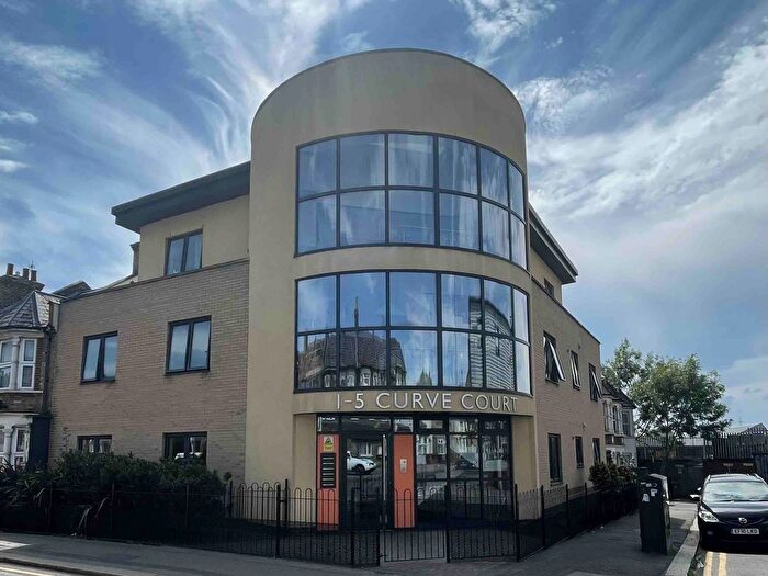 1 Bedroom Flat To Rent In Blackhorse Lane, Walthamstow, E17