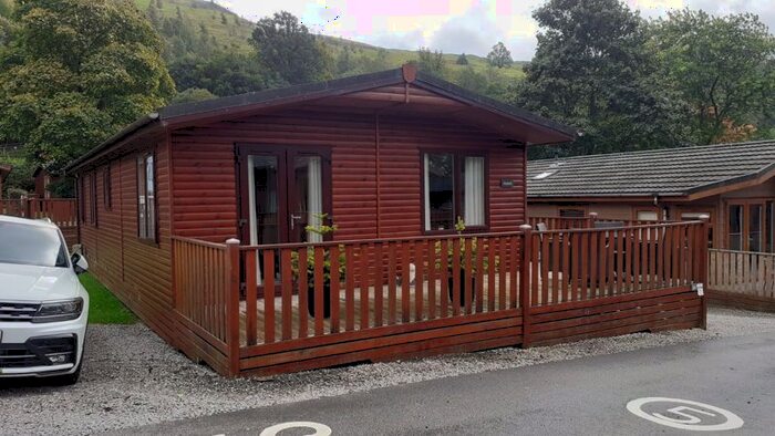 2 Bedroom Mobile/park Home For Sale In Limefitt Park, Patterdale Road, Windermere, LA23