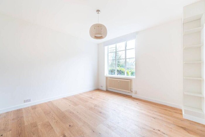 Studio To Rent In Willesden Lane, Willesden, London, NW6