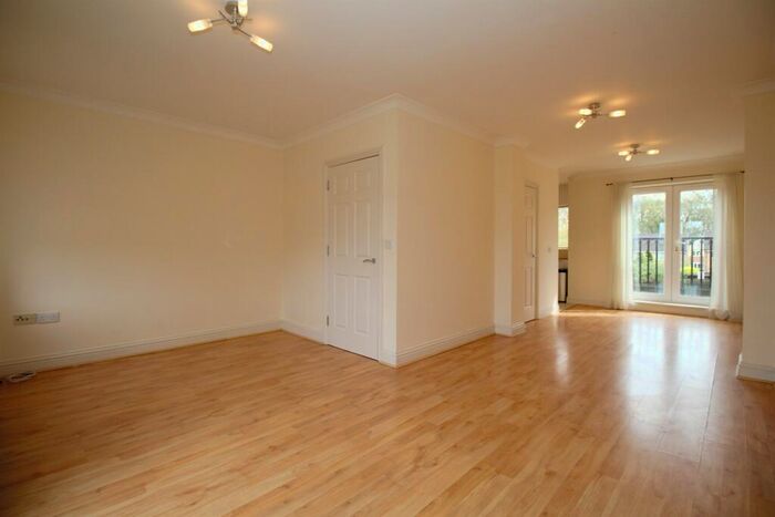 3 Bedroom Terraced House To Rent In Haddon Way, Loughborough, LE11