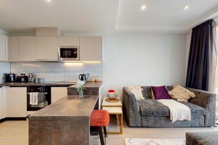 2 Bedroom Flat To Rent In City Club, Gas Street, Coventry, CV1