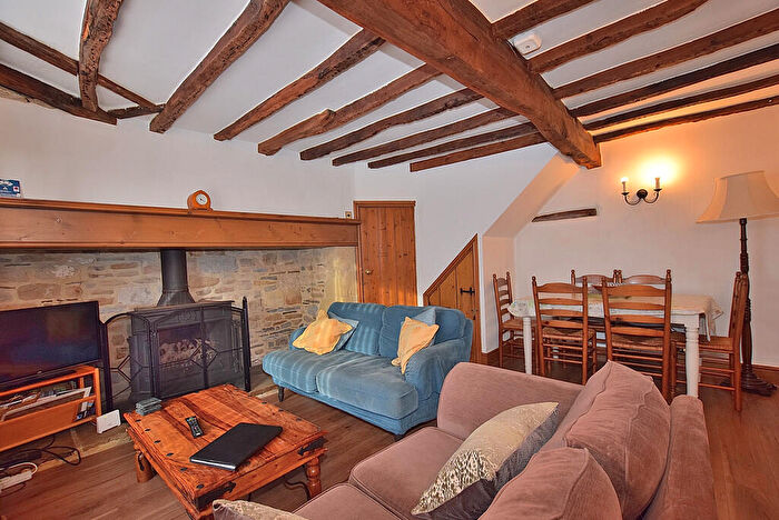 2 Bedroom Cottage To Rent In The Green, Richmond, DL10