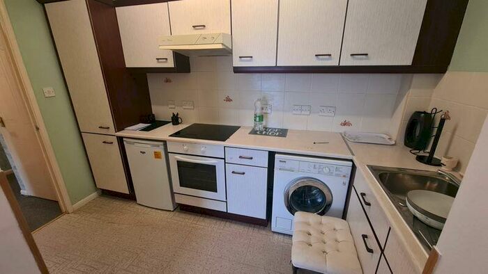 1 Bedroom Flat To Rent In Albany Walk, Peterborough, PE2