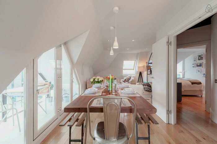 1 Bedroom Flat To Rent In Kingswater Place, London, SW11